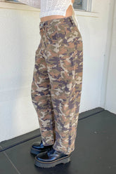 The Rocky Barrel Jeans